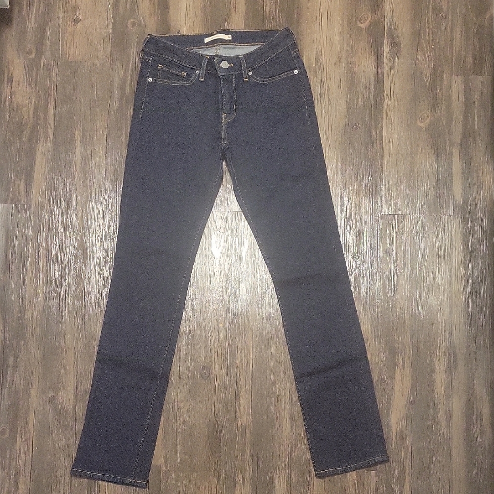 Levi's Women's Straight Leg Jeans in Dark Blue